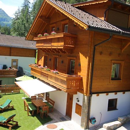 Zirbenchalet Grossglockner هيليغنبلت المظهر الخارجي الصورة